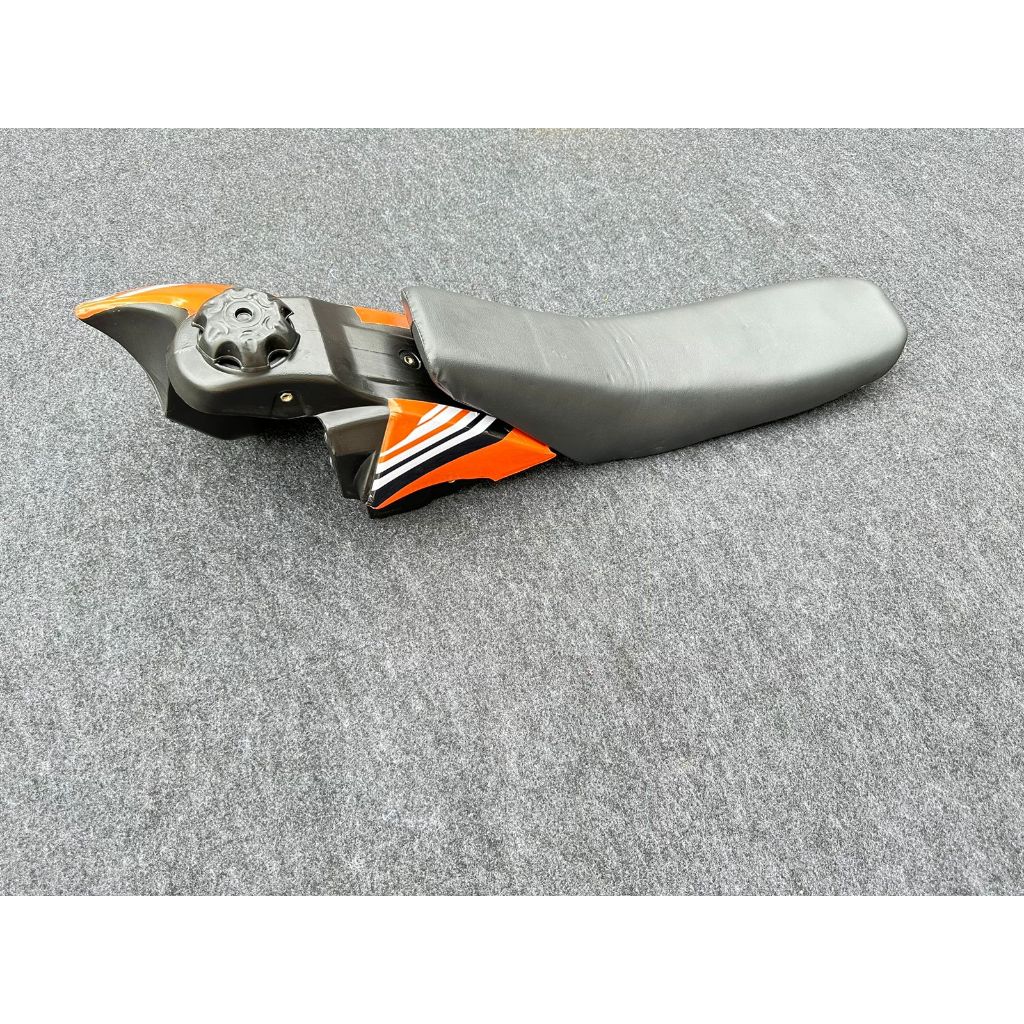 JOK Yz 85 Dan Tangki Yz 85 busa jok lengkap Yz 85 New 2016