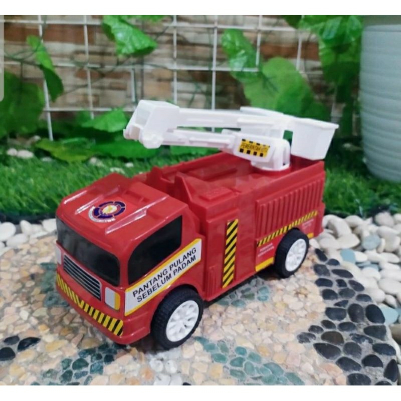 Diecast Mobil Pemadam Kebakaran - Mainan Mobil Pemadam Kebakaran