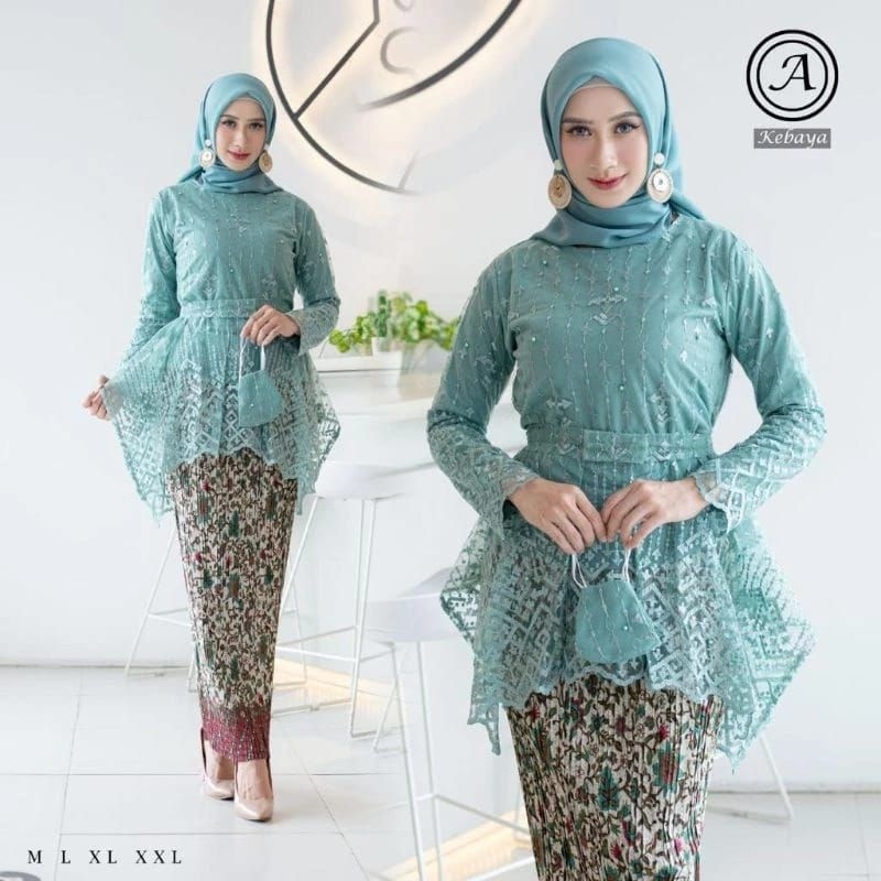 Kebaya Modern Elegan Kekinian Hijab Model Sahara Mix Rok Plisket Batik Terbaru Untuk Wisuda Kondanga