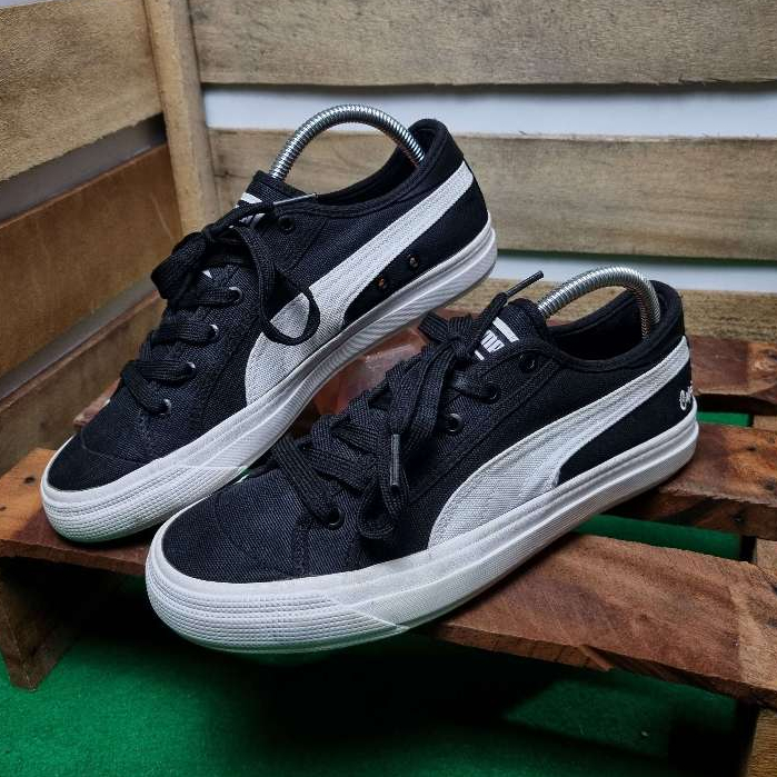 Sepatu Puma Capri low canvas