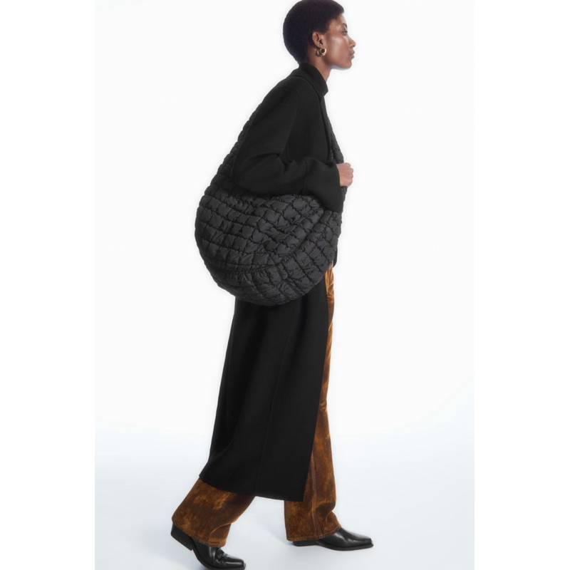 COS - Oversized Quilted Bag (Black)