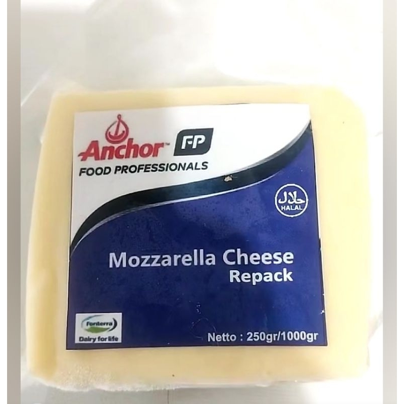 

GRA Keju Mozzarella Anchor 250gram