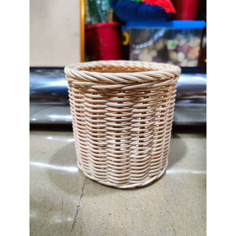 

dpap.store - Tempat Pensil Rotan