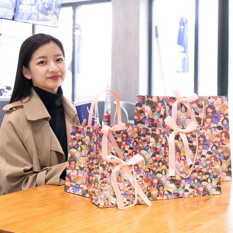 

Paper Bag Premium Peach People + Pita Gift Bag Golssy Sovenir Bag Tas Kado Hadiah