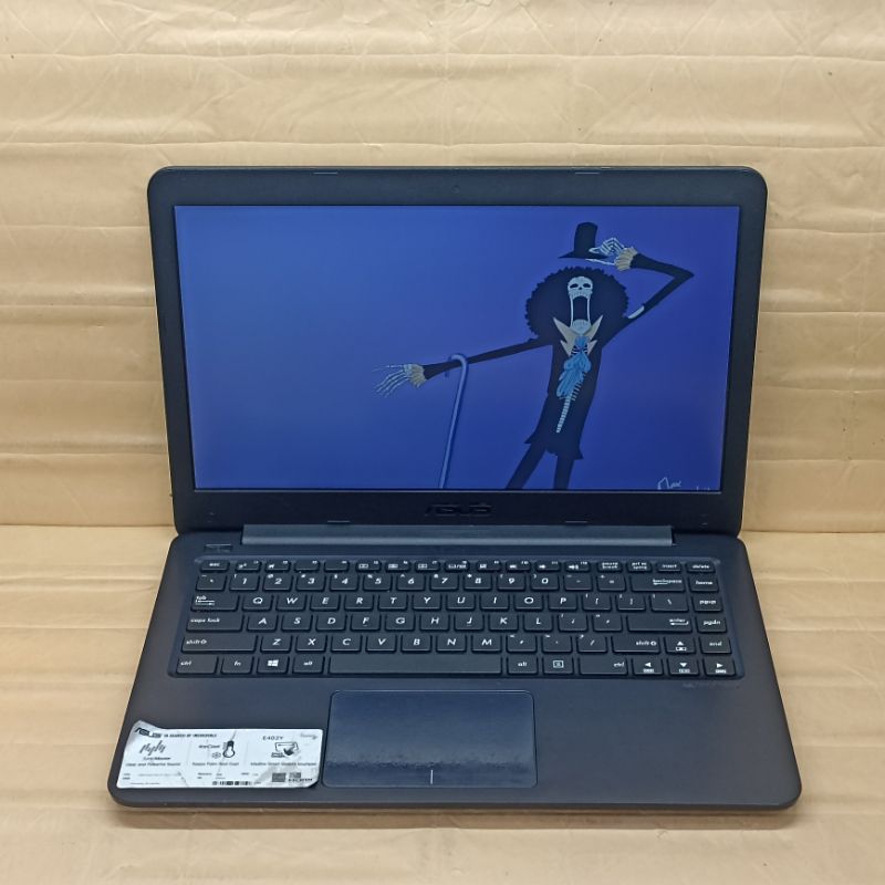 Laptop Asus Vivobook E14 E402YA AMD E2-7015 4/256GB 2nd