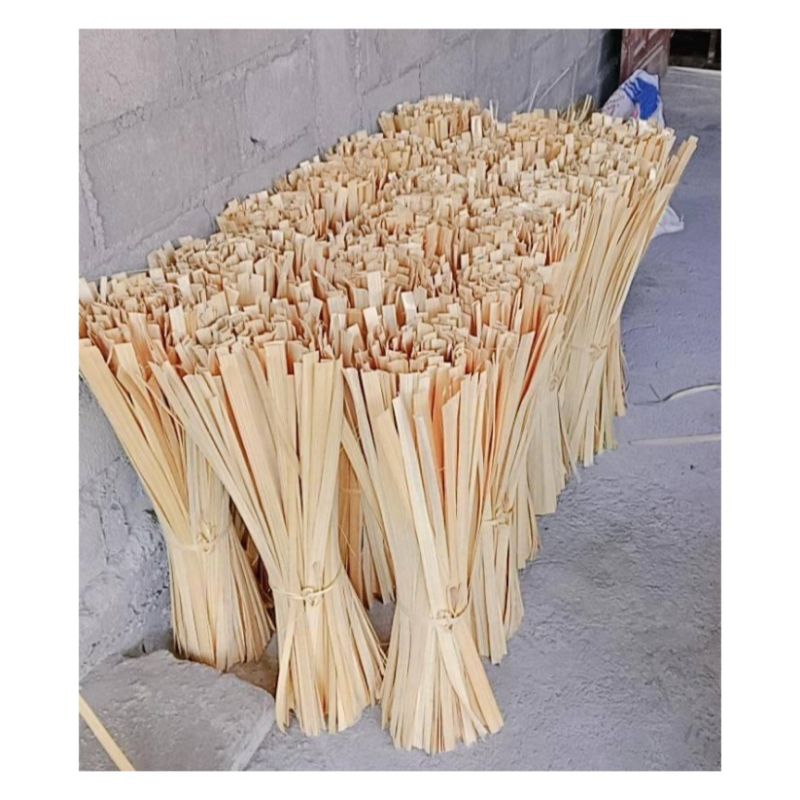 

100 pcs iratan bambu untuk anyaman, grosir iratan hampers pengrajin bambu iratan besek sovenir pernikahan prakarya