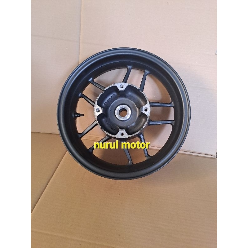 velg racing belakang honda ADV 150 original copotan