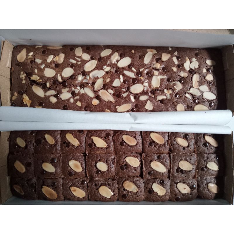 

brownies almond 30*10