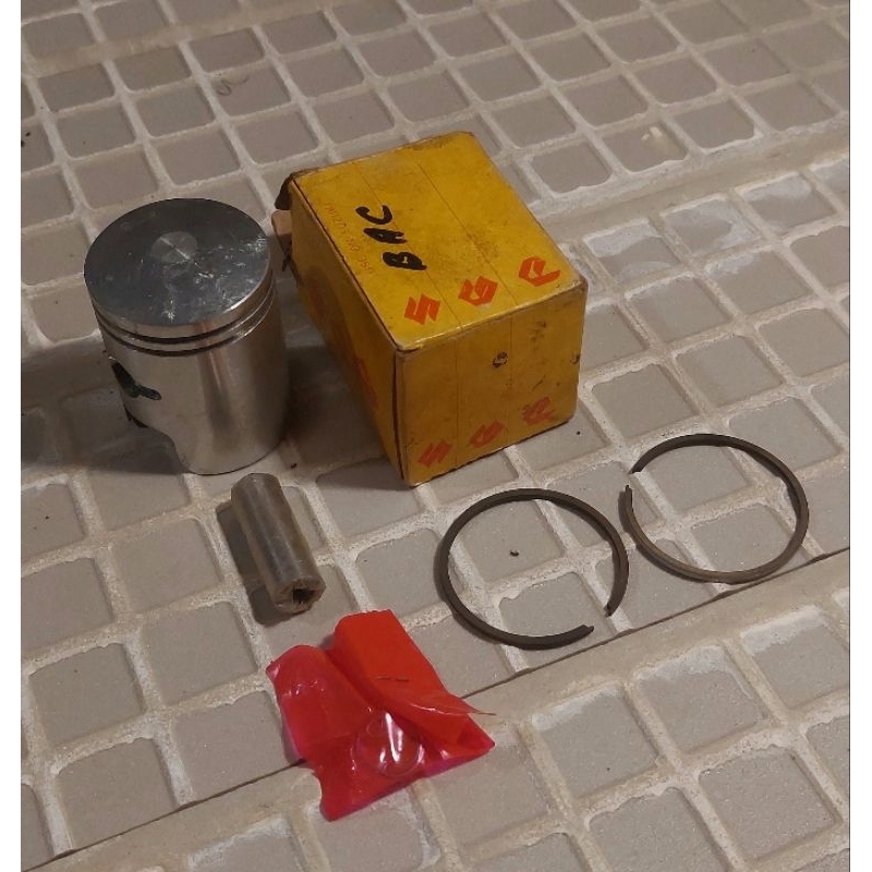 Piston seher set suzuki T125 suzuki stinger
