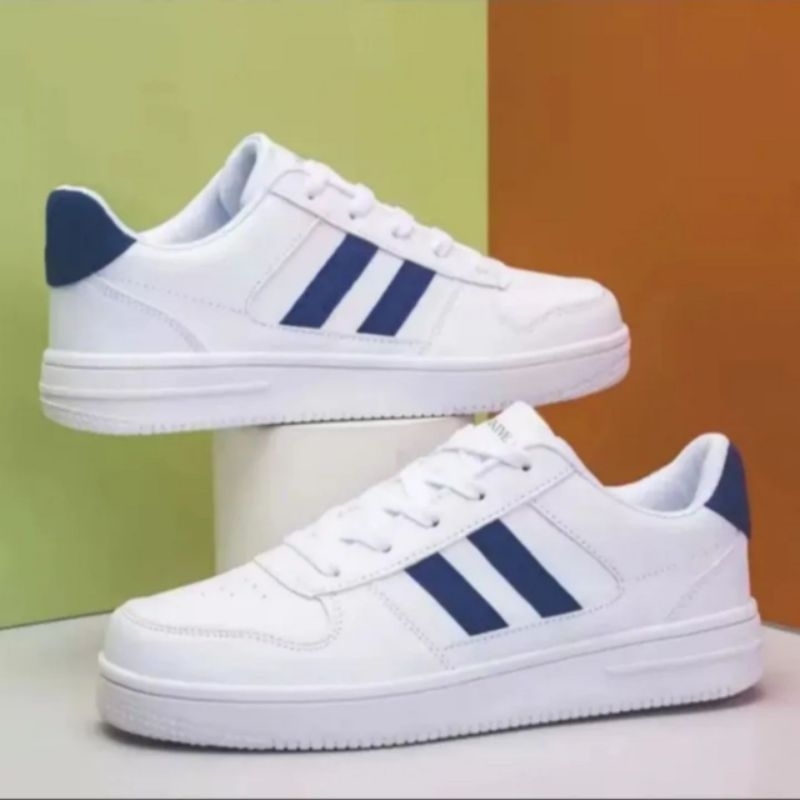 Sepatu sneakers pria putih sport plat kasual sepatu pria wanita fashion sport korean
