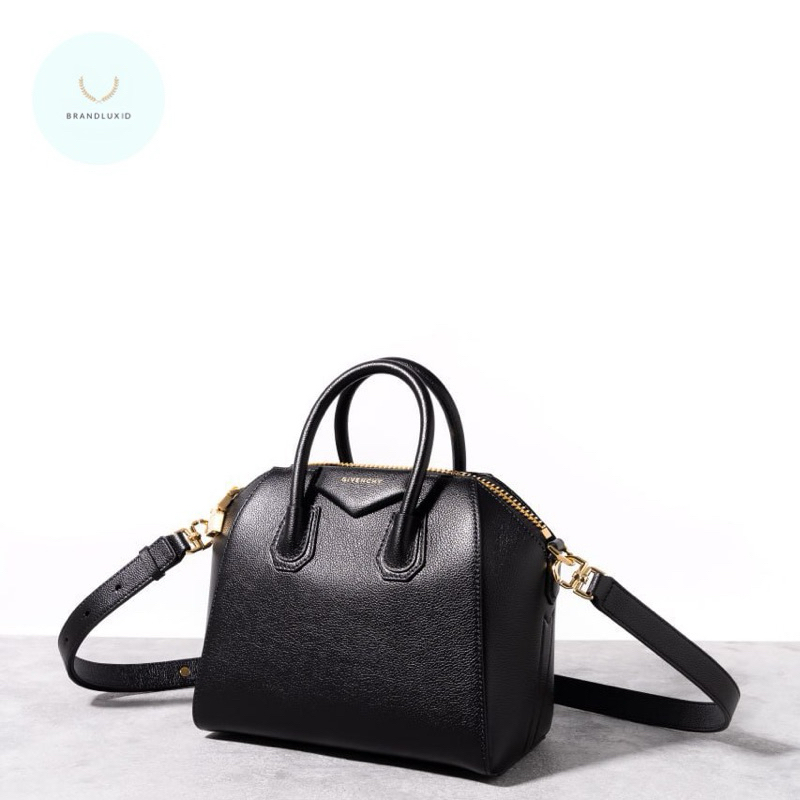 Givenchy Antigona mini shoulder bag grained leather ghw