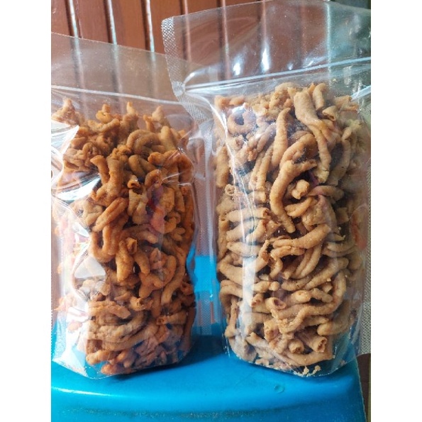 

Terlaris Usus Crispy kemasan 27gram pouch Usus krispy Usus krispi
