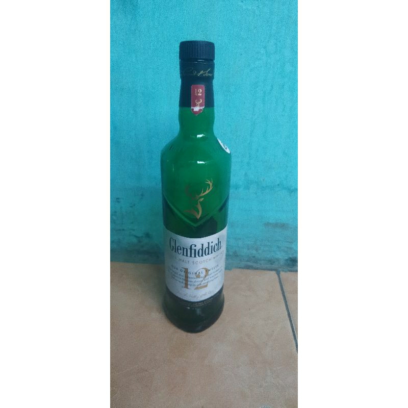 botol bekas minuman keras import glenfiddich pajangan