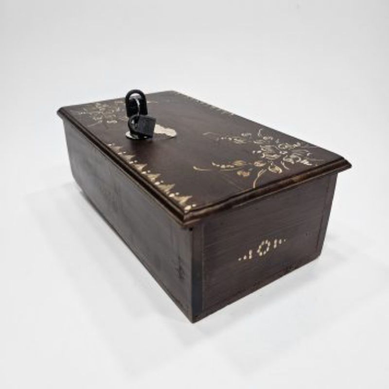 kotak uang kayu jati