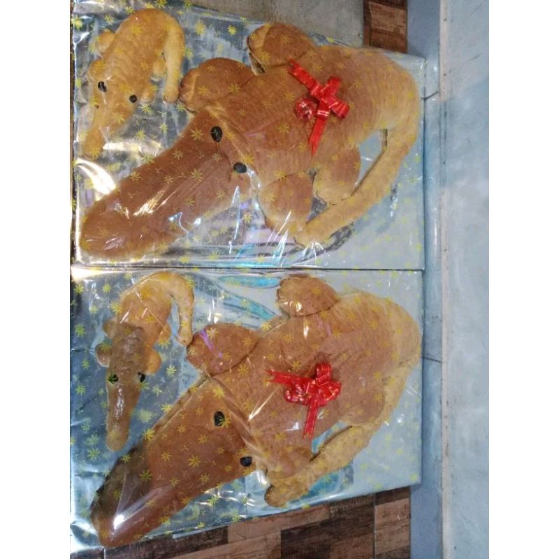 

Ssl09 roti buaya (rotimanis) seserahan 4 buaya panjang 65cm x 40cm dapet 2 papan buaya, fresh