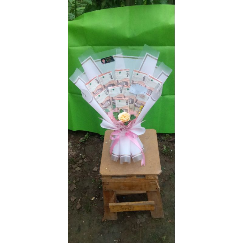 Bouquet uang 10 Lembar