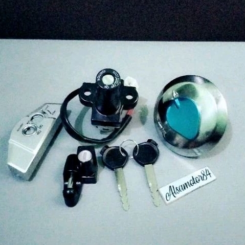 KUNCI KONTAK KEY SET PLUS TUTUP TANGKI MEGA PRO NEW PRIMUS 2006-2009 KOMPLIT