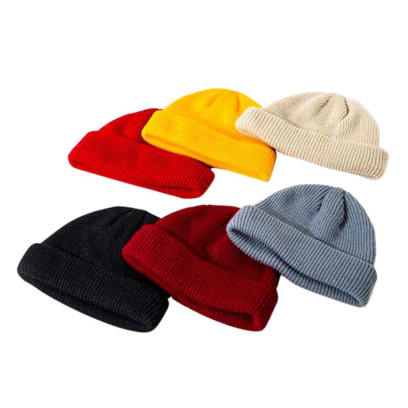 Beanie Hat / Short Beanie Hat / Kupluk Rajut