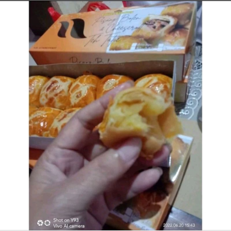 

Bolen peyem/tape/bolen pisang/bolen fresh