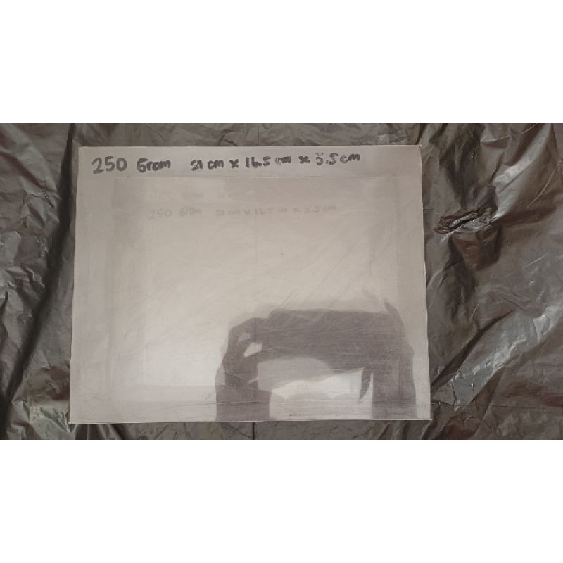 

Kota Mika Sarang Walet Polos 250gram Ukuran 21cm X 16,5cm X 5,5cm