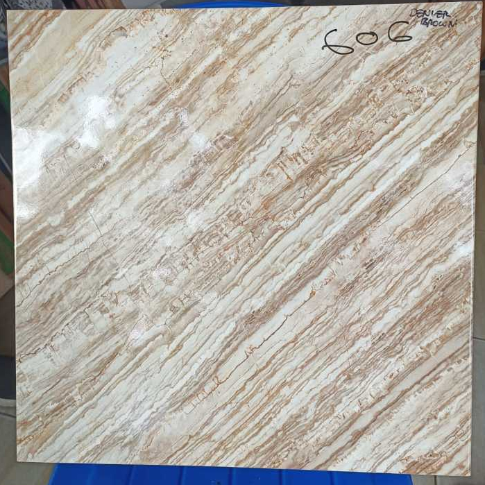 KERAMIK LANTAI GLOSSY 50X50 PLATINUM DENVER BROWN KW B KERAMIK LANTAI KILAP KERAMIK LANTAI 50X50