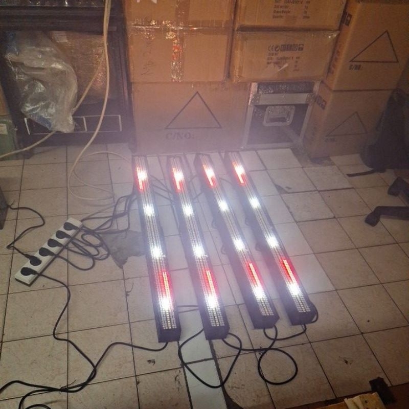 Lampu panggung Strobo Strobe Led DMX