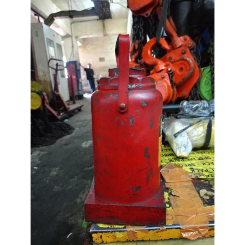 Dongkrak Botol 50Ton