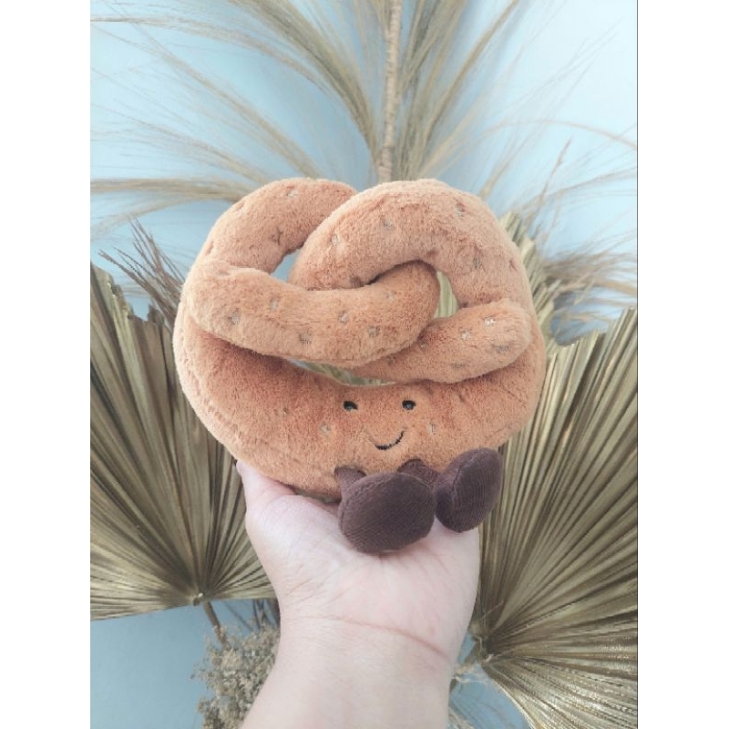 Jellycat Amuseables Pretzel Large