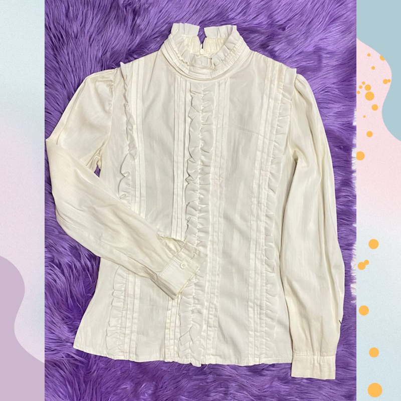 Blouse Ruffle / Blouse putih / inner blazer / baju kuliah / baju ngantor casual / preloved premium