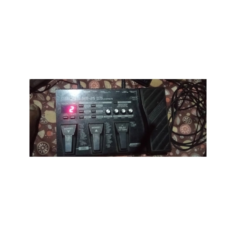 Efek Gitar BOSS ME - 25