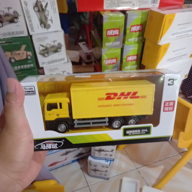 Diecast truck MAN truk DHL