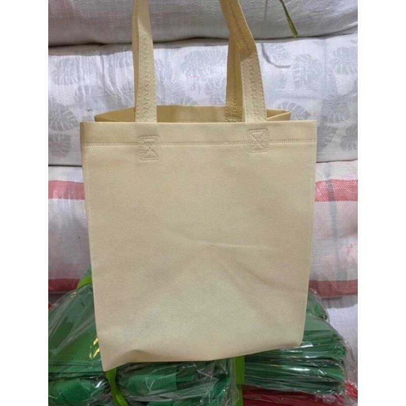 

Tas Hajatan Spoundbond Box 22x22 super tebal