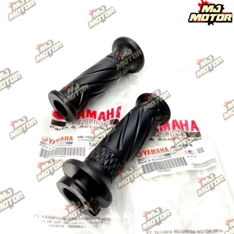 HANDGRIP KANAN KIRI SET XEON KARBU 125 ORIGINAL YAMAHA 44D-F6240-00 44D-F6241-00