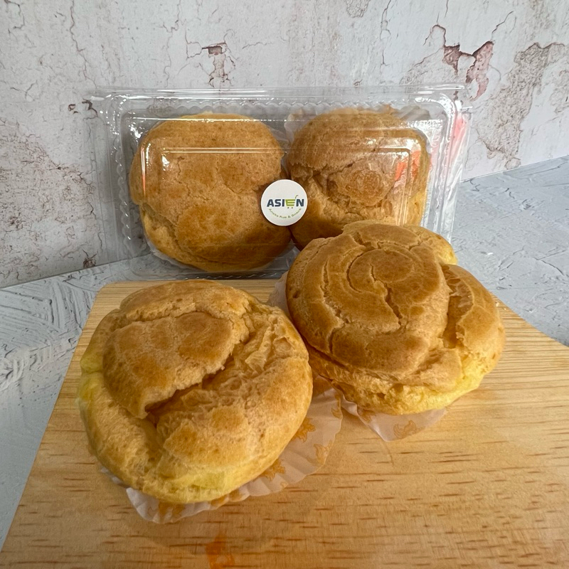 

Jajanan Kue Sus / Soes Asien Spesial isi Vla 1Pak (2pcs)