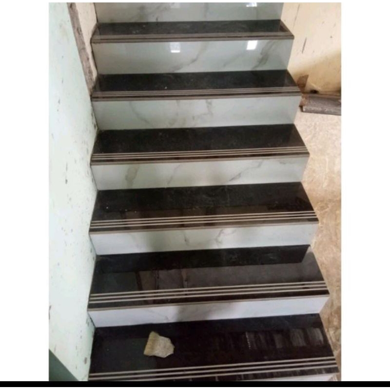 Granit keramik anak tangga hitam polos kombinasi putih corak size 30x70, 30x80, 30x90, 30x100, 30x12