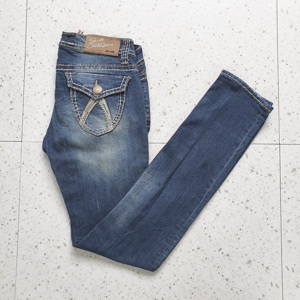 Celana Jeans Panjang Wanita Buckaroo / Size 32 - Lingkar 85 cm / Bekas - Second - Preloved