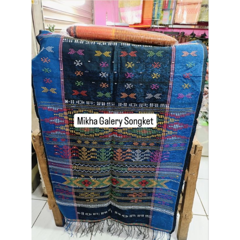 Ulos Sadum Tikar Tikar +Ulos Tulang Parboru