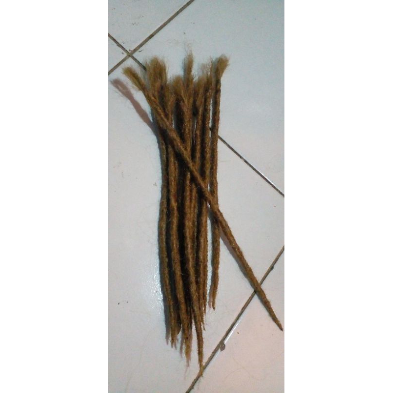 RAMBUT GIMBAL /  20cm /SATUAN/PERHELAI