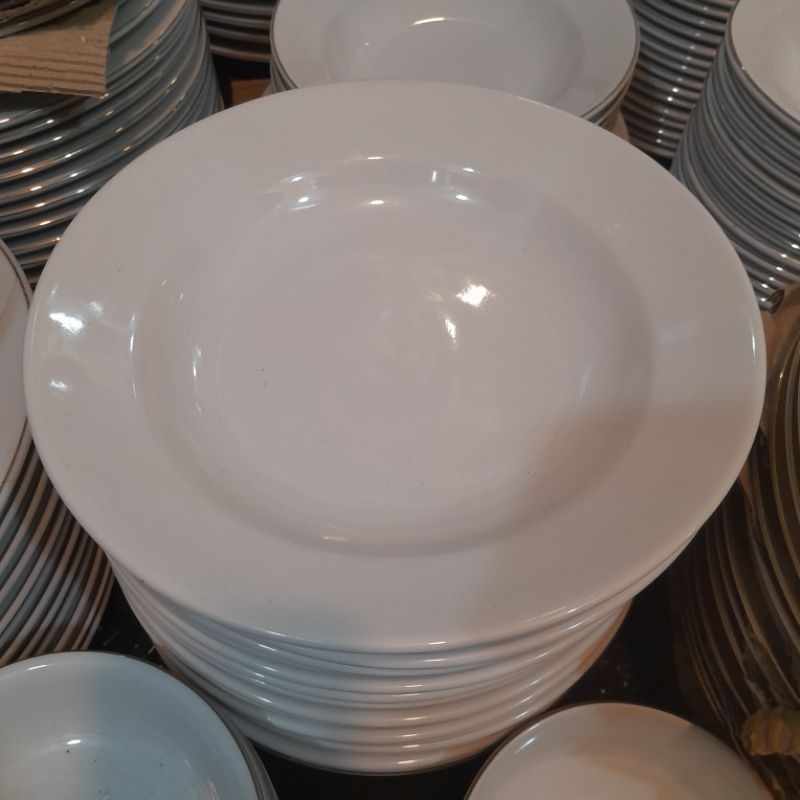 Piring Makan Keramik Murah ukuran 9 inch, Tebal, warna putih polos
