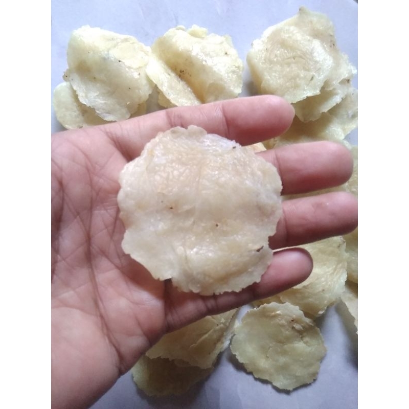 

Emping MELINJO mentah ukuran 4-5 cm kualitas no 1