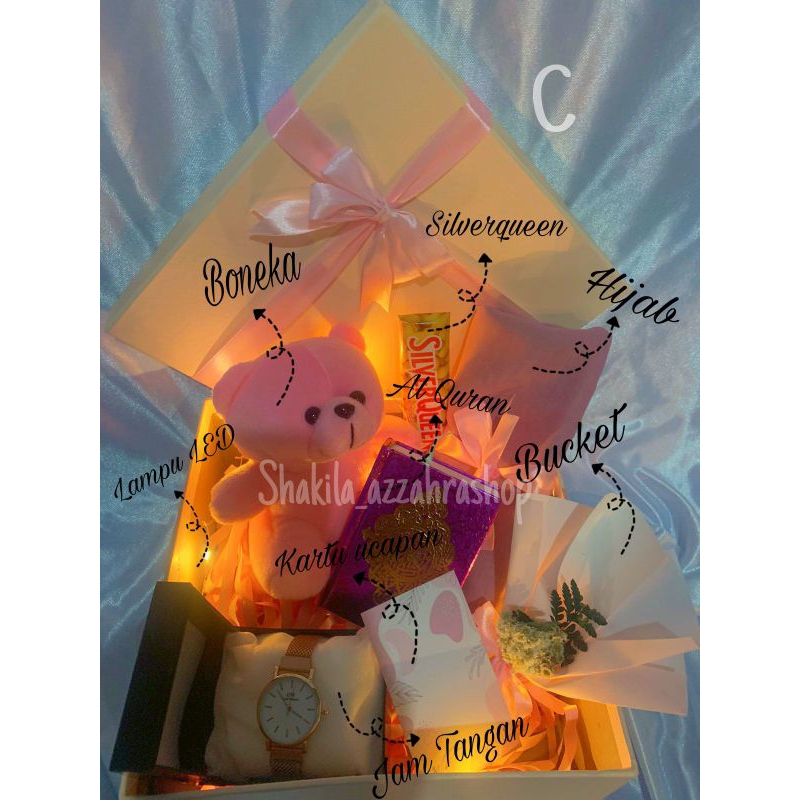 

Kado ulang tahun cewek kado anniversary pacar Hampers Gift box
