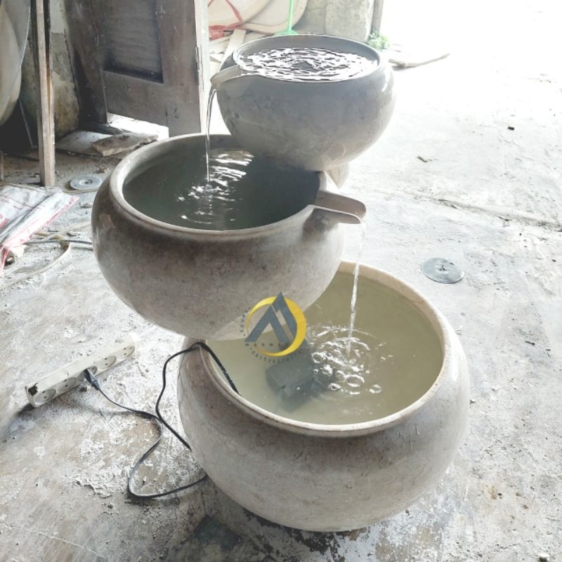 Air mancur gentong bulat 3 tingkat batu marmer putih