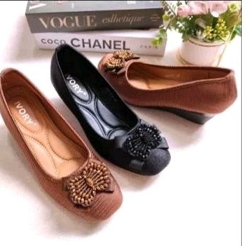 sepatu wedges wanita ukuran besar/sepatu wedges wanita big size