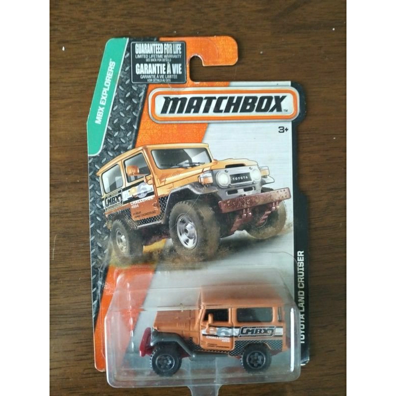 Matchbox Toyota Land Cruiser fJ40 oranye
