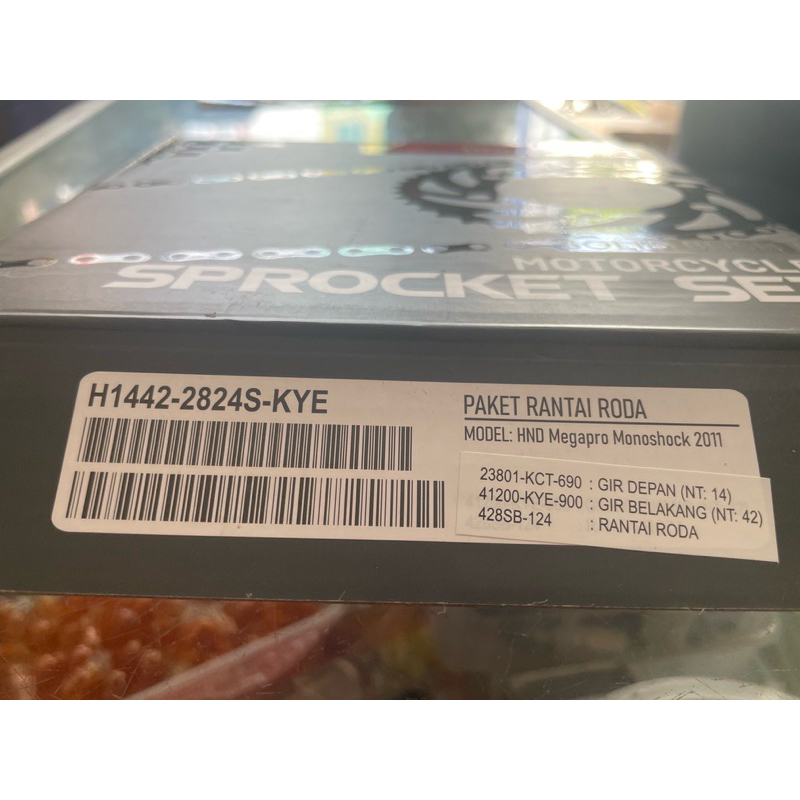 Gir set 06401KYE900 GEAR PAKET MEGA PRO MONOSOK  06401-KYE-900 MEGAPRO MONOSOK RANTAI KIT Indopart