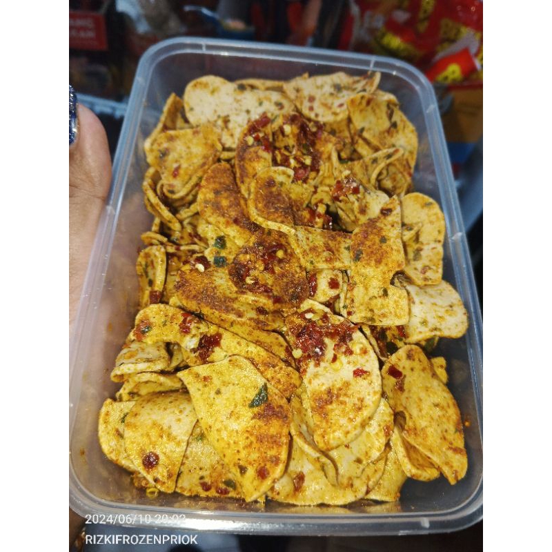 

Basreng pedas asin gurih daun jeruk 200gram