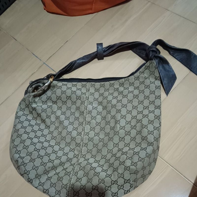 tas hobo kanvas gucci