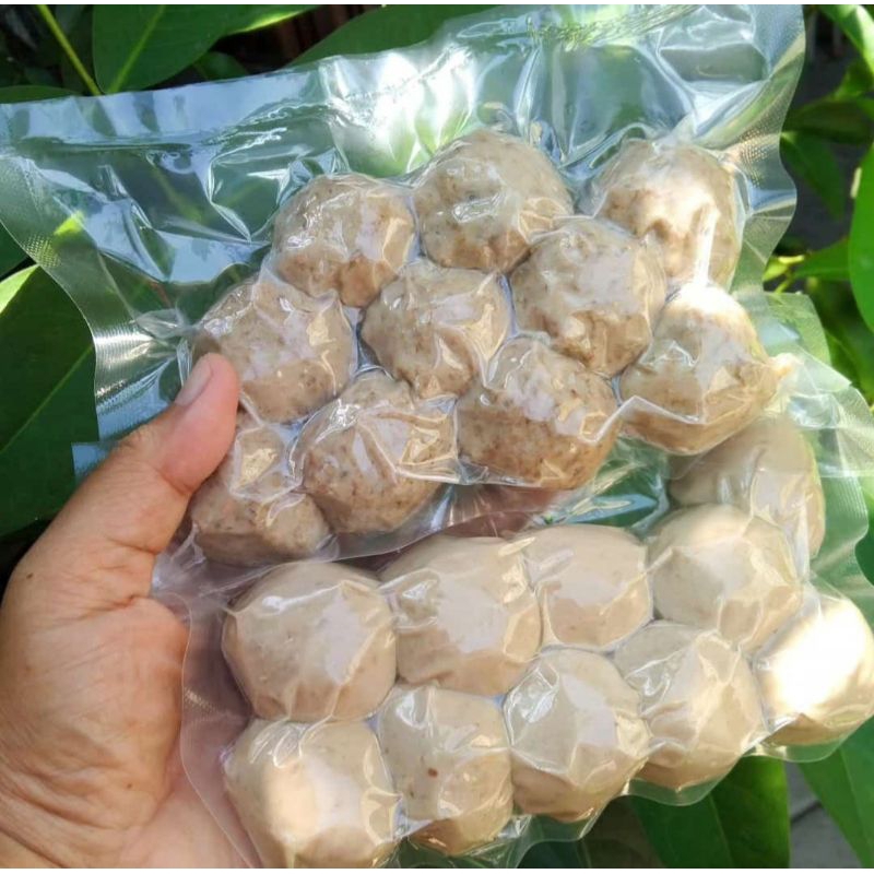 

Bakwan Daging Sapi Halal 10 pcs KHUSUS SURABAYA ONLY GOJEK & GRAB