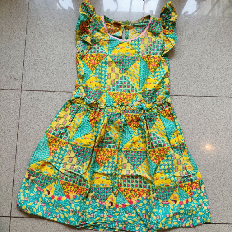 Dress batik anak perempuan hijau kuning lengan setali Danar Hadi Kids