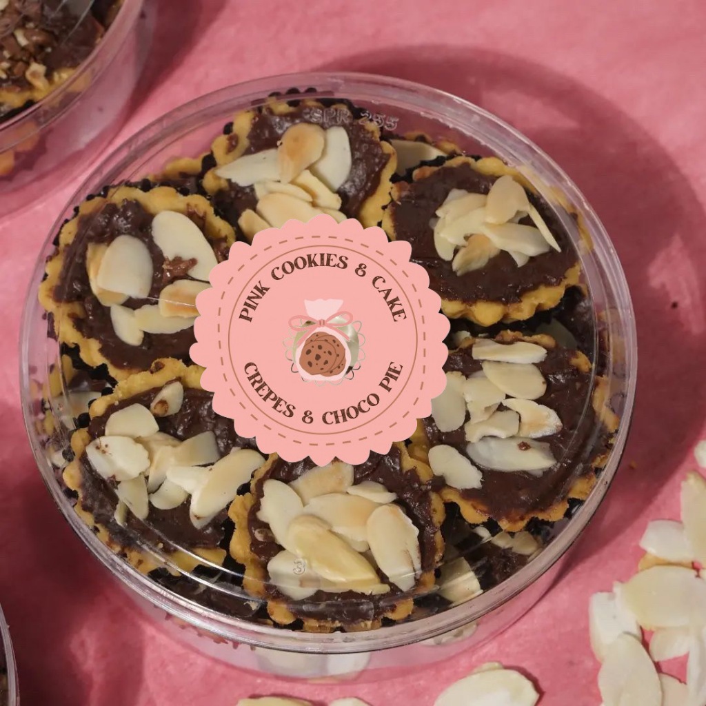 

Pie Choco Lumer Almond Viral Makassar By Pink Cookies & Cake